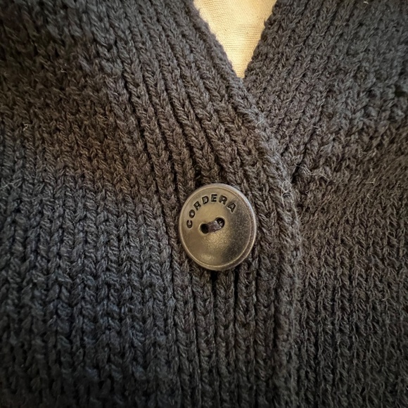 Cordera Top/Sweater - Cropped, Black - Picture 7 of 11